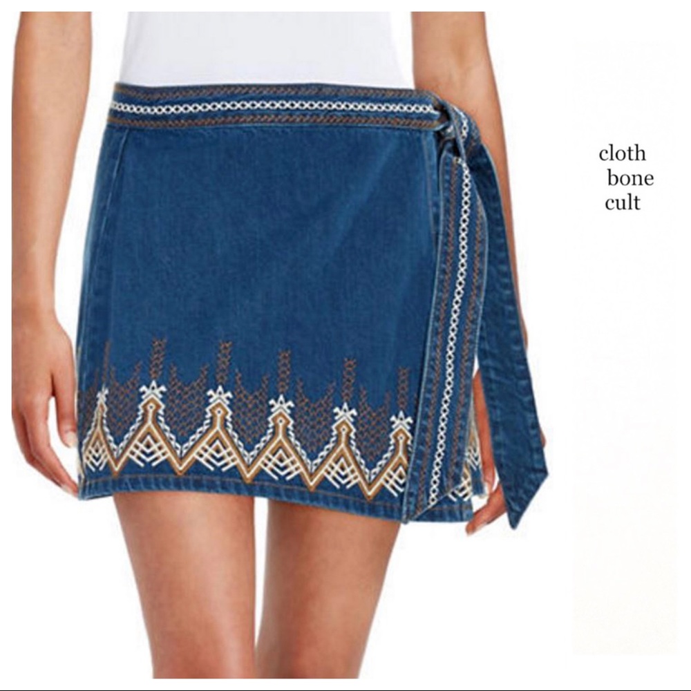 ✨NWT✨ FREE PEOPLE Hendrix Denim Embroidered Wrap SKIRT